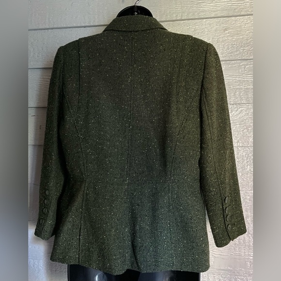Green one-button jacket with 7/8th sleeves NWOT - Picture 3 of 5